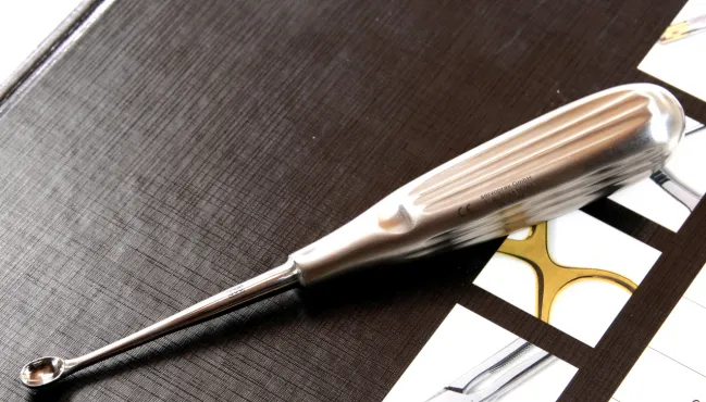 Löffel & Küretten & Wundhaken