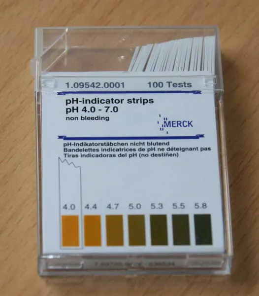 PH-Indikatorstbchen Merck (100 Stck)  pH 5,2 - 7,2