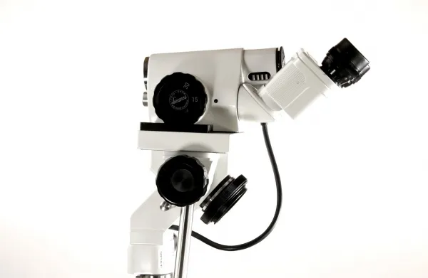 Leisegang Photo-Videokolposkop Modell 3MLW LED, 45 Schrgeinblick-Tubus, mit Kameraanschlu