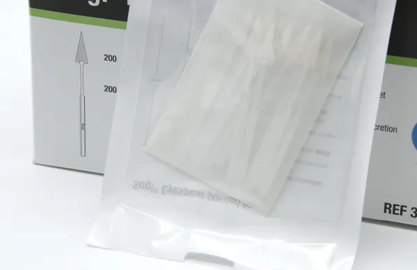 Spitztupfer mit Griff, Sugi Eyespear sterile, (20 x 10 Stck)