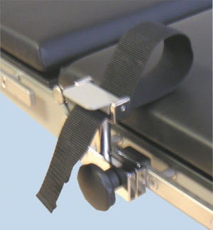 Handfessel aus CrNi-Stahl, schwarzes Gurtband, 50 mm breit und 500 mm lang