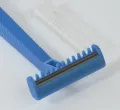 Einmalrasierer Standard 2-schneidig blau (100 Stck)
